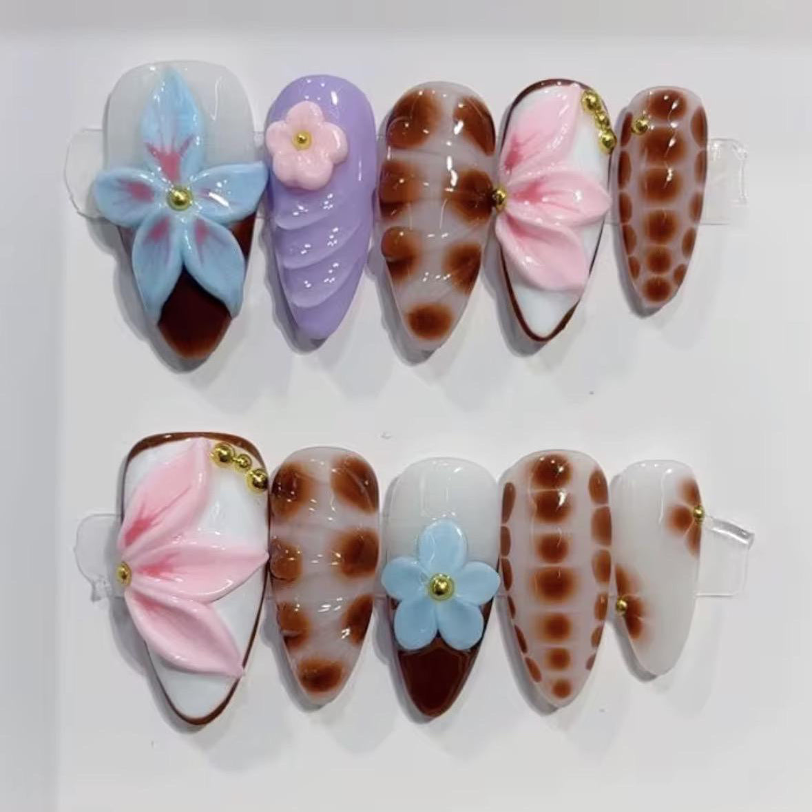 Tortoise Bloom | Medium Almond Press On Nails