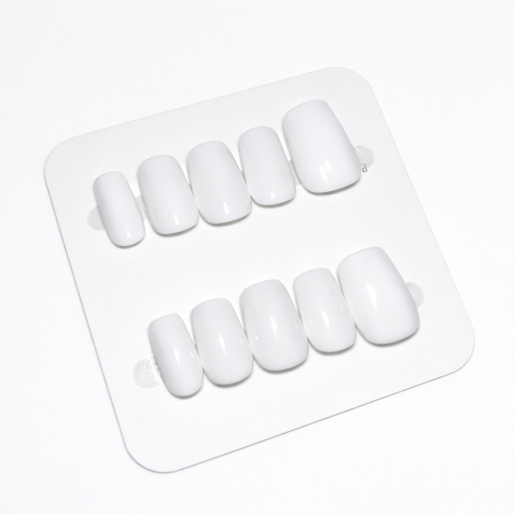 White Out | X Short Square Press-On Nails