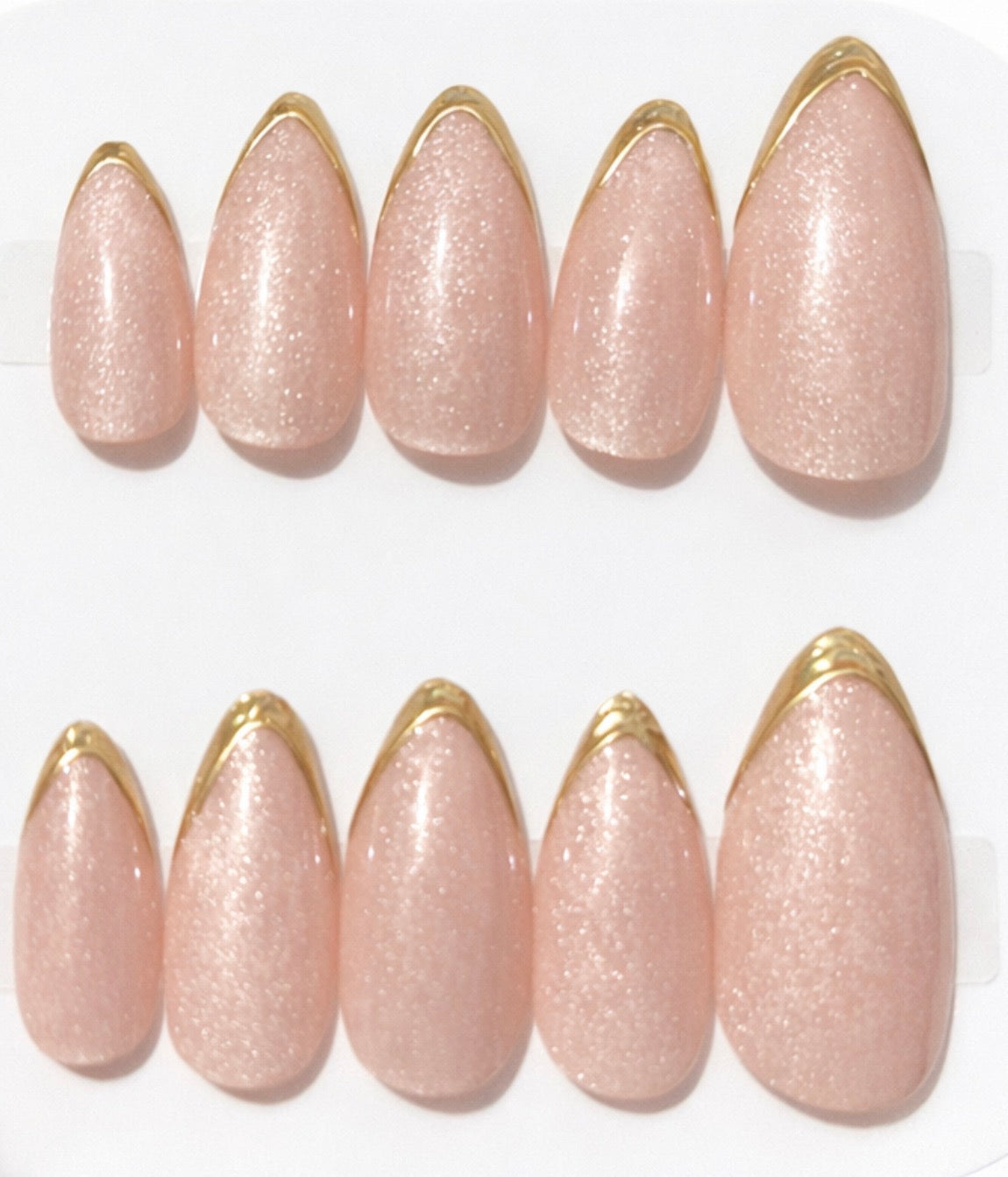 Champagne Toast | Medium Almond