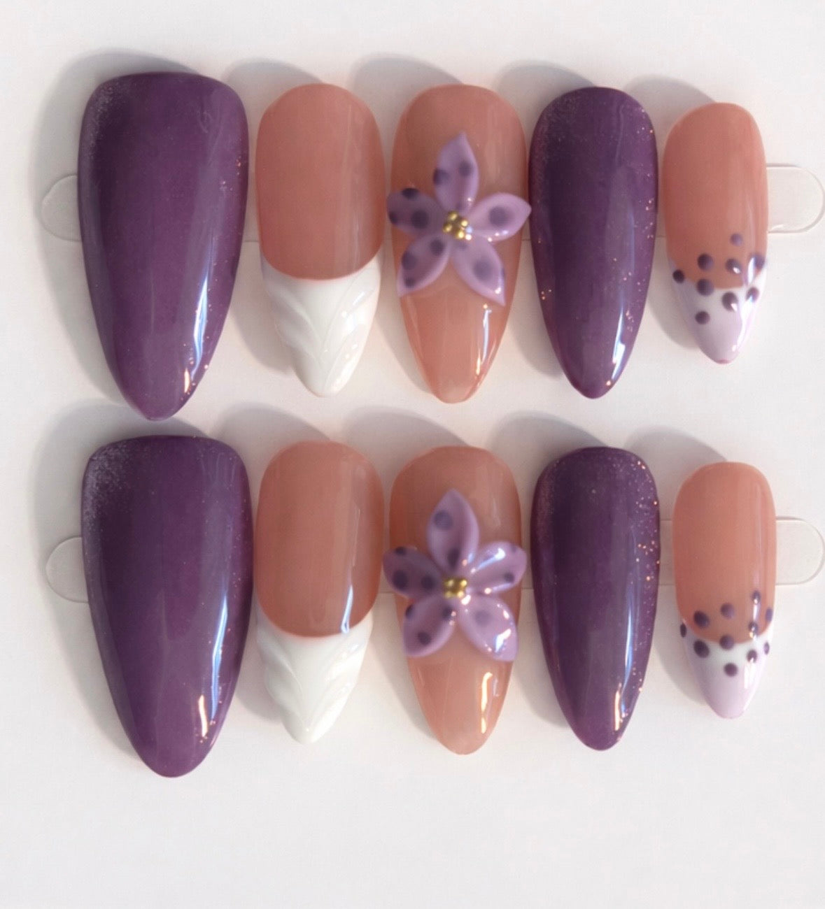 Lilac Energy | Medium Almond Press On Nails